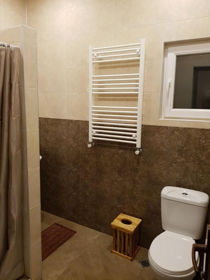 Tkhibuli Guest House Tqibuli Bagian luar foto